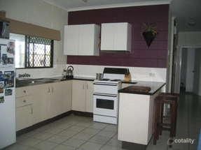 34 Hollywood Bvd, White Rock, QLD 4868