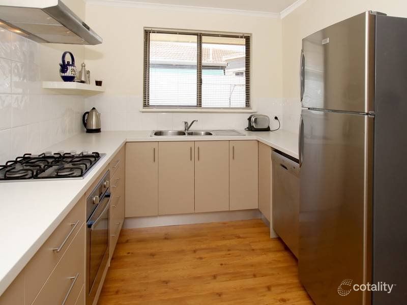 1/9 New Rd, Port Noarlunga, SA 5167