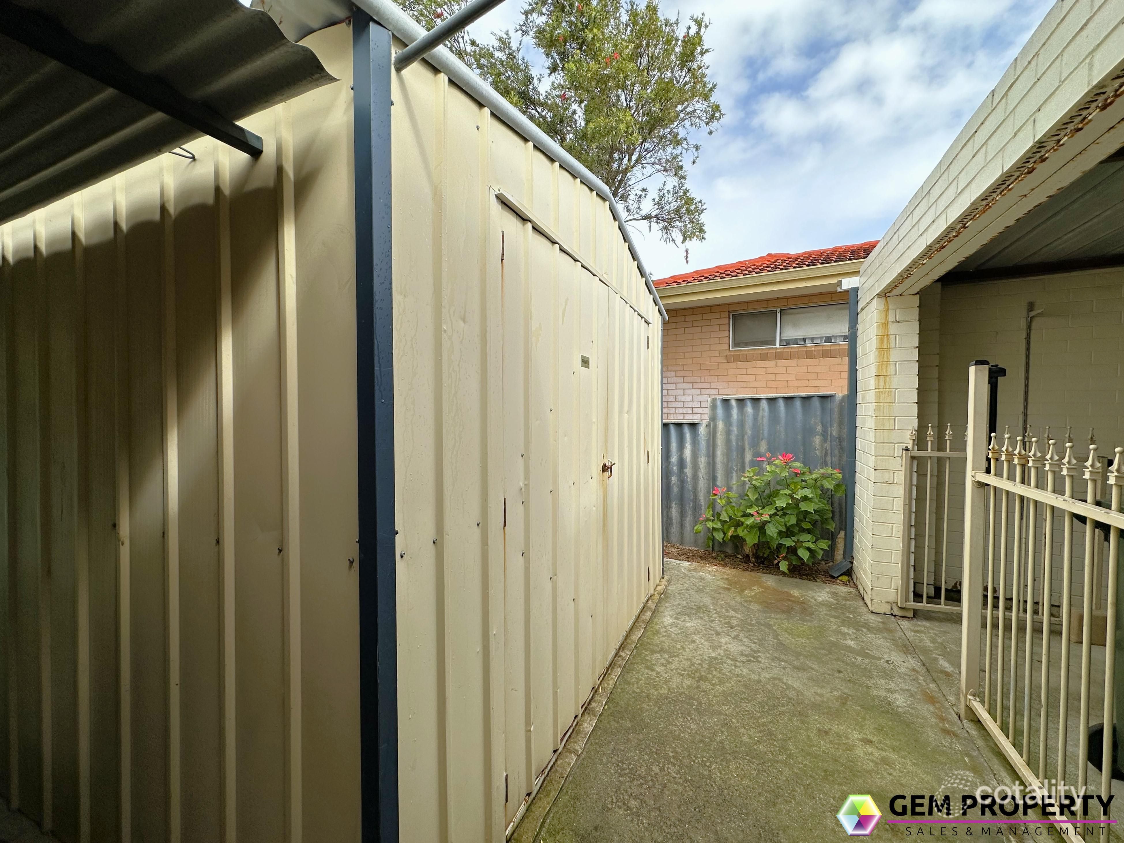 23 Calista Ave, Calista, WA 6167