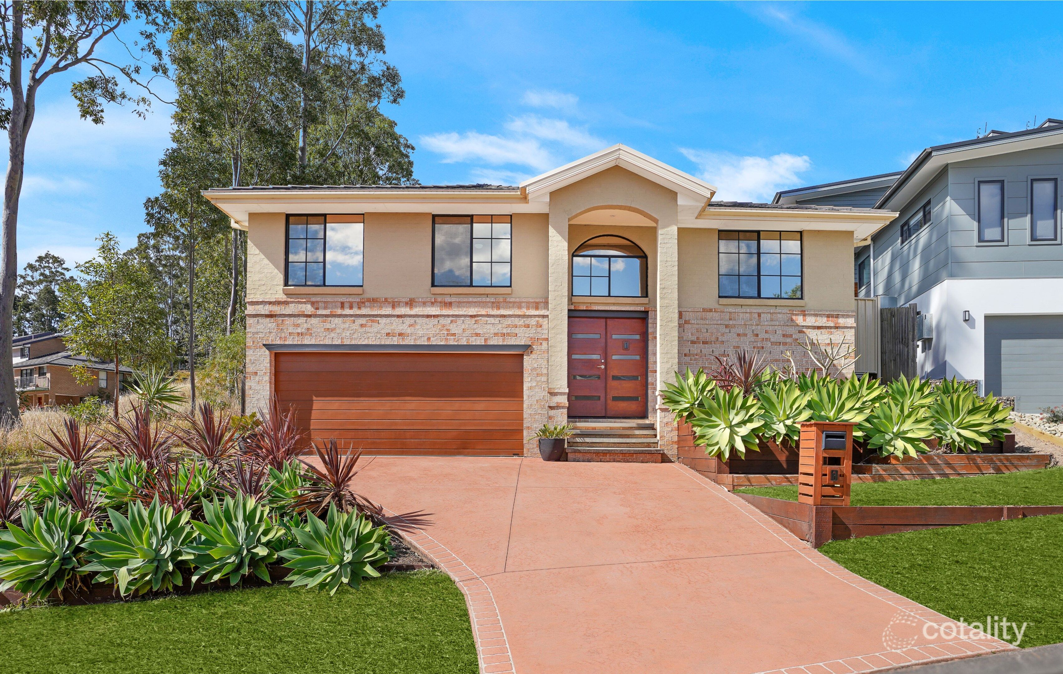 1 Hayden Cl, Watanobbi, NSW 2259