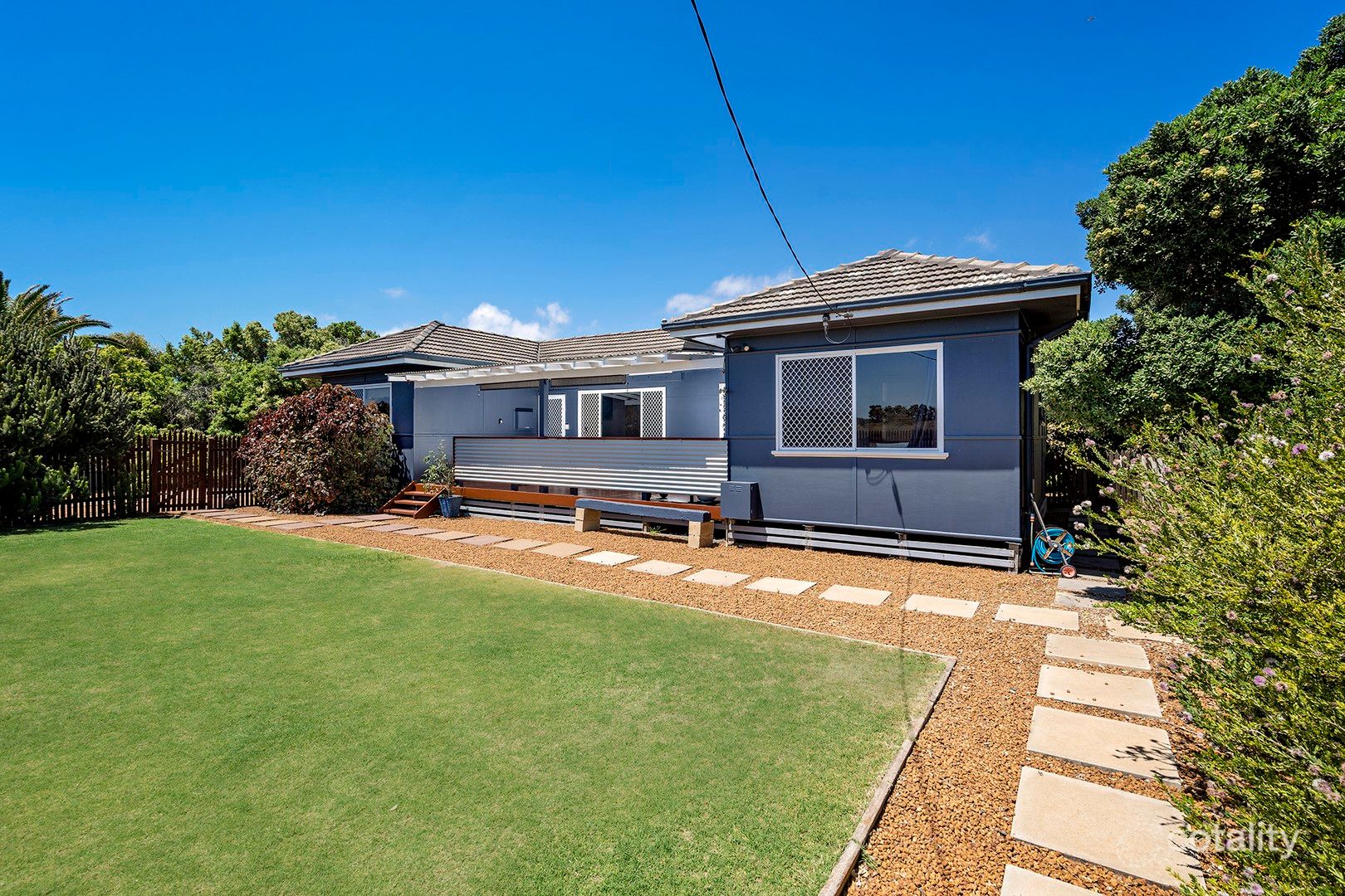 55 Crowther St, Beachlands, WA 6530