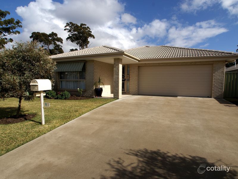 7 Martin Pl, Broulee, NSW 2537