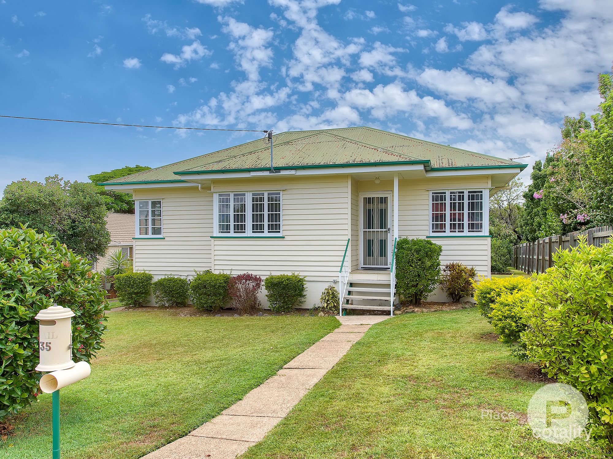 35 Barrymore St, Everton Park, QLD 4053