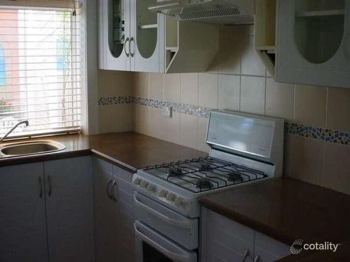 11 Yarrum Gr, Glenelg South, SA 5045