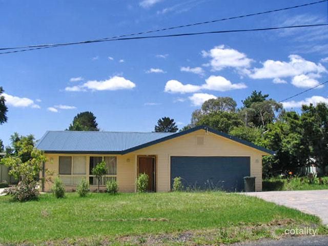 9 Arthur St, Woodford, NSW 2778