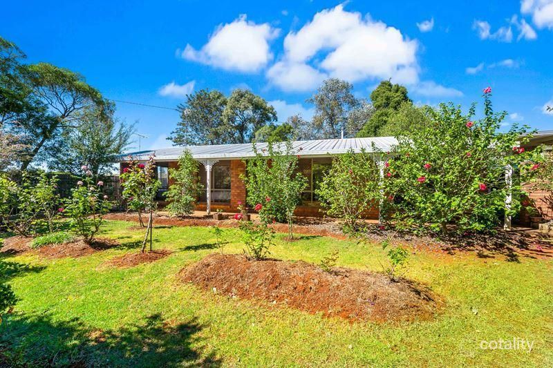 14 Sherry St, Wilsonton Heights, QLD 4350
