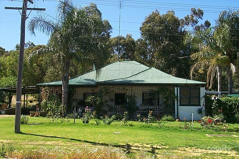 201 Brookton Hwy, Kelmscott, WA 6111