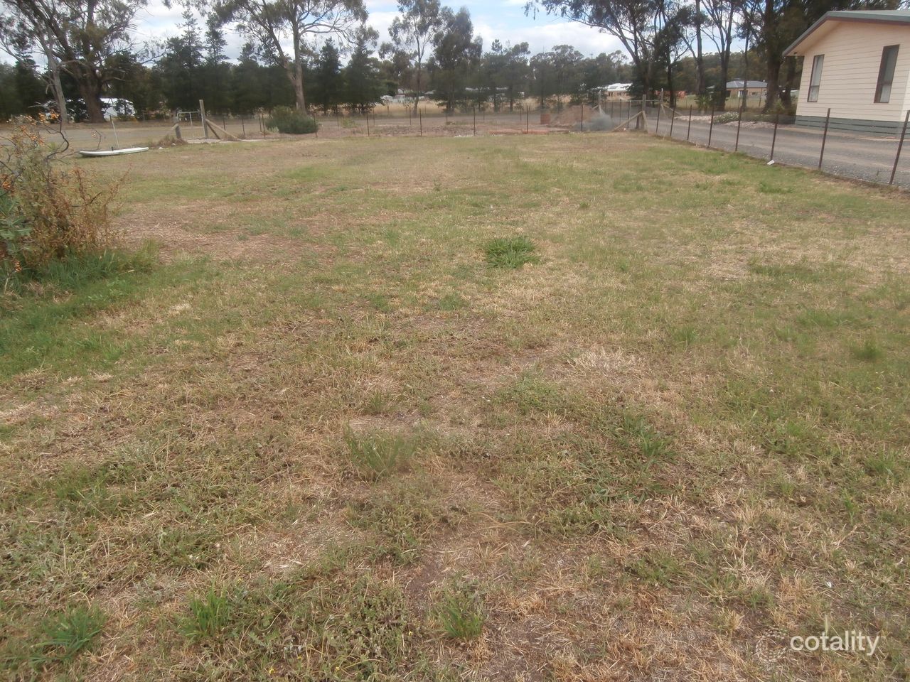 64 Grant St, Goornong, VIC 3557