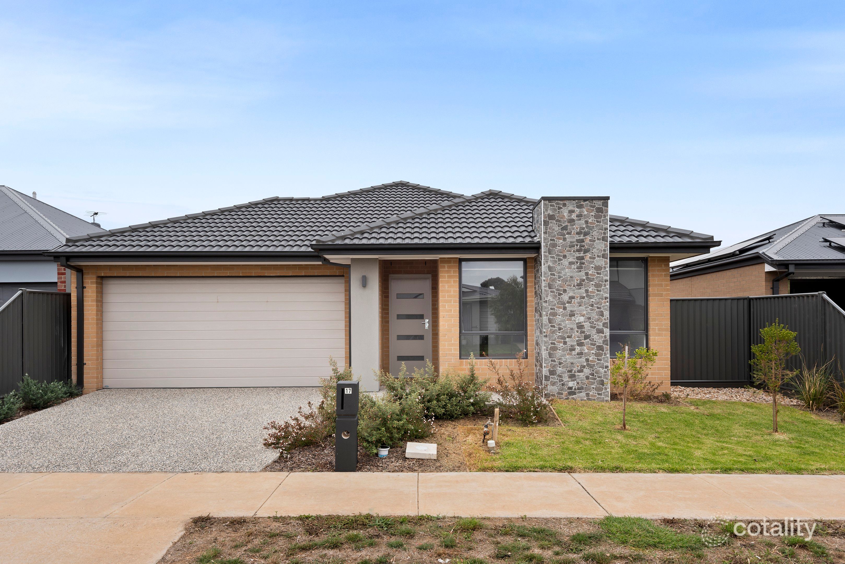 17 Cedar Rd, Lara, VIC 3212