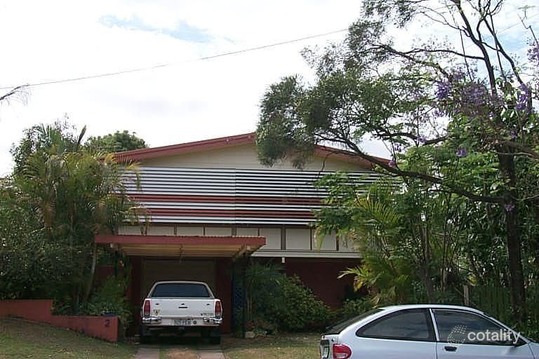 2 Bursaria Ct, Everton Hills, QLD 4053