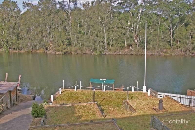 18 Geoffrey Rd, Chittaway Point, NSW 2261