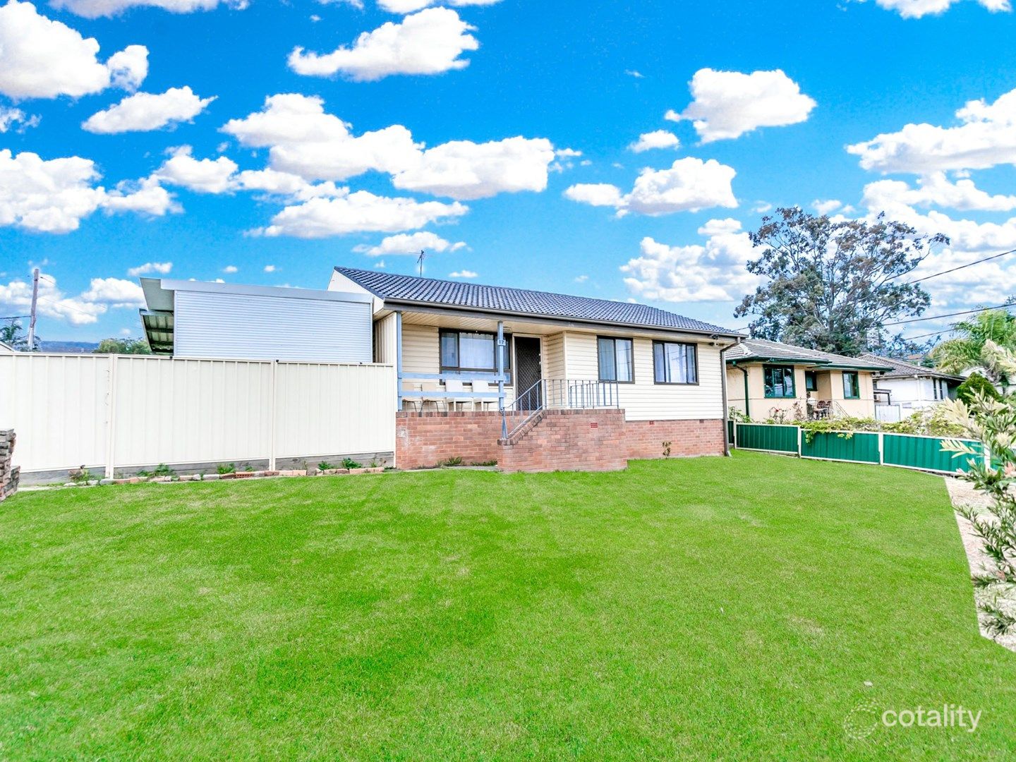 17 Neriba Cres, Whalan, NSW 2770