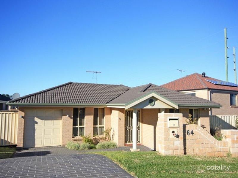 64 The Kraal Dr, Blair Athol, NSW 2560