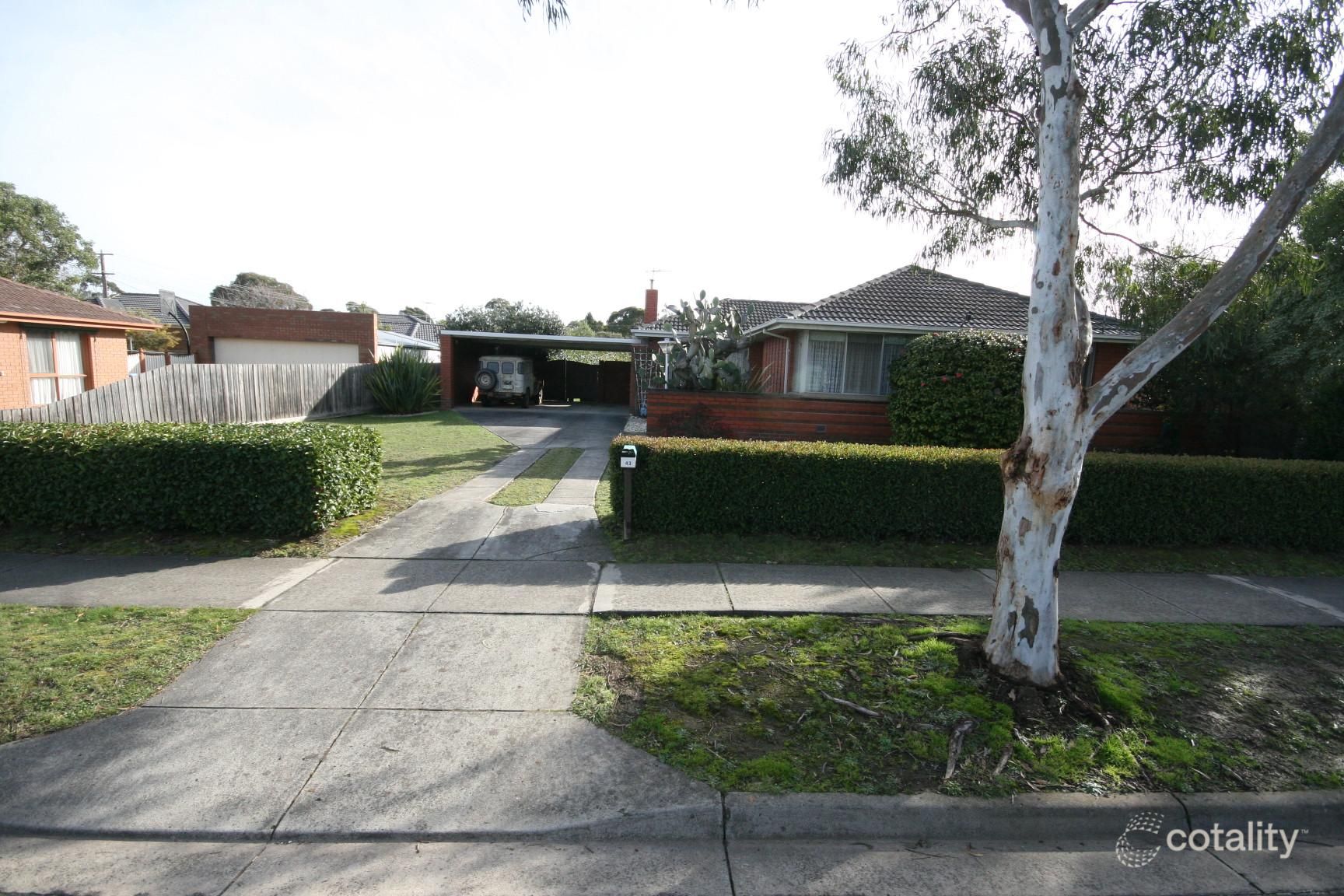 43 King Pde, Knoxfield, VIC 3180