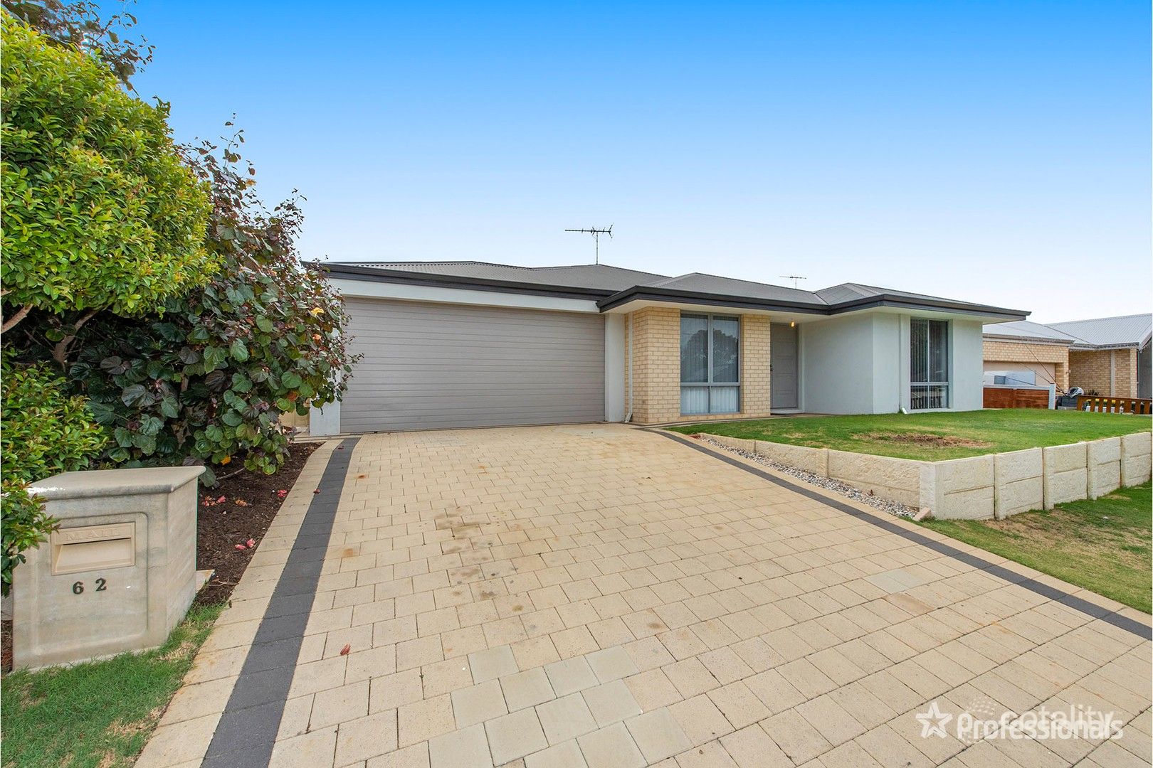 62 Iluka Rd, Dawesville, WA 6211