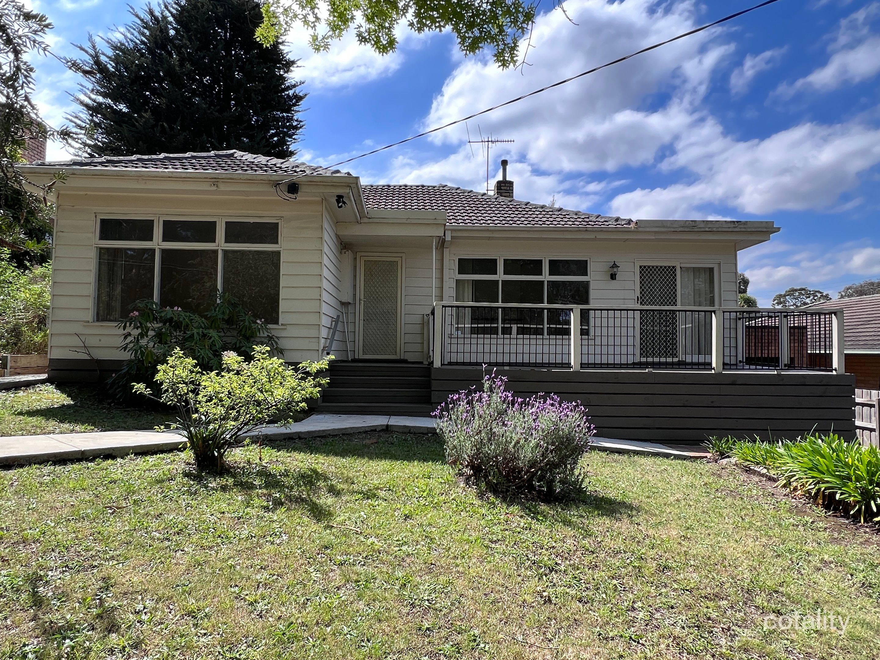 23 Garden Ave, Mitcham, VIC 3132