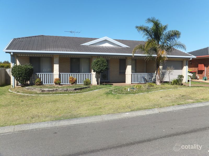 4 Shearer Cres, Blue Haven, NSW 2262