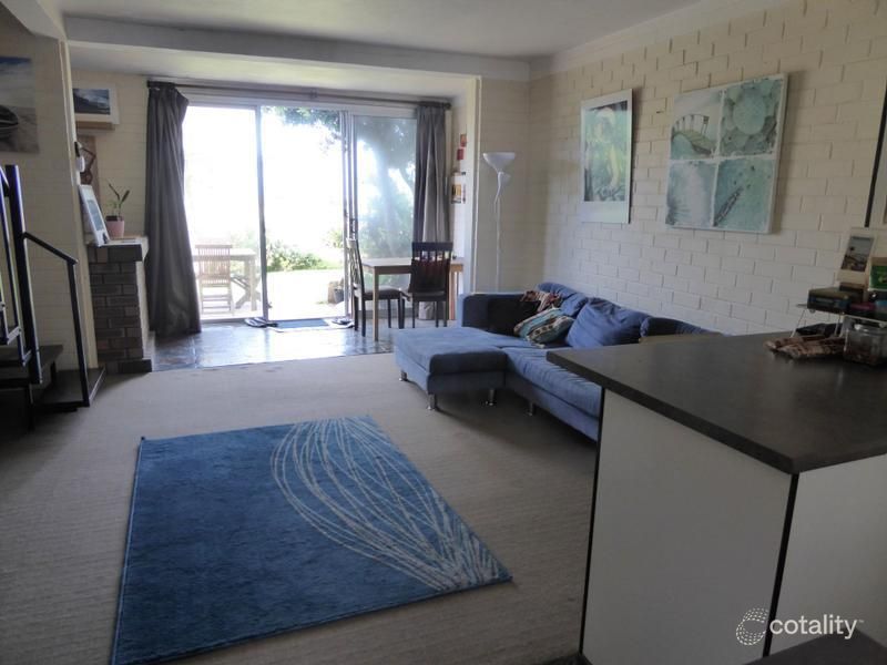 2/287 West Coast Hwy, Scarborough, WA 6019