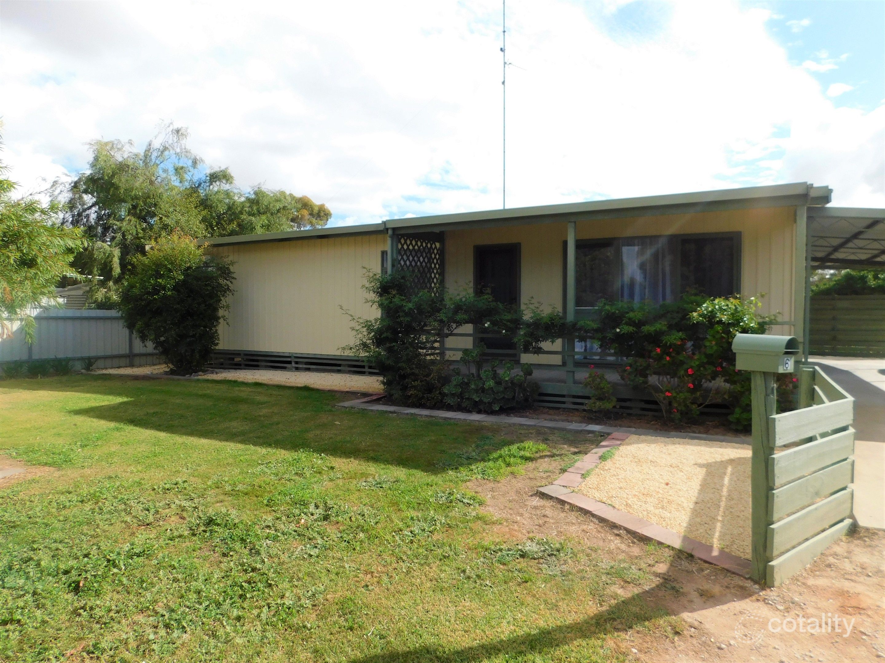 6 Western Dr, Bordertown, SA 5268