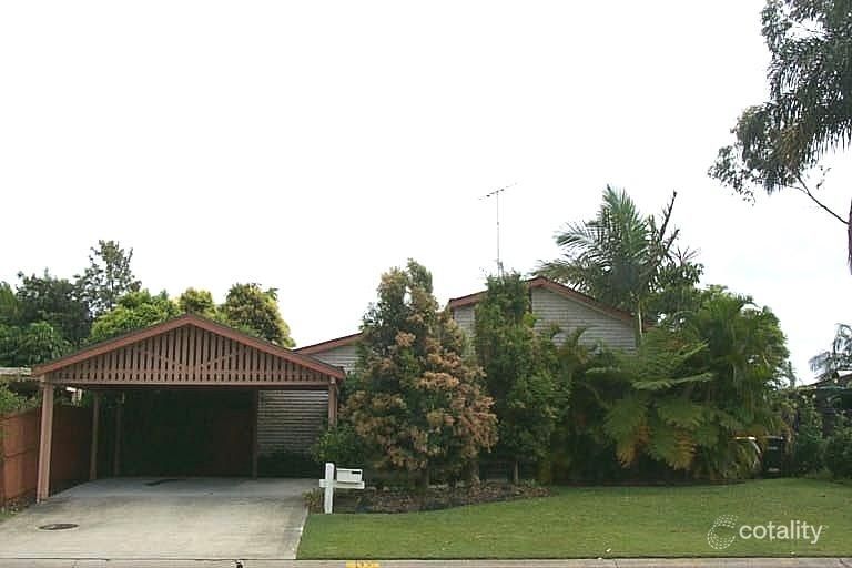 37 Honeyeater Dr, Burleigh Waters, QLD 4220