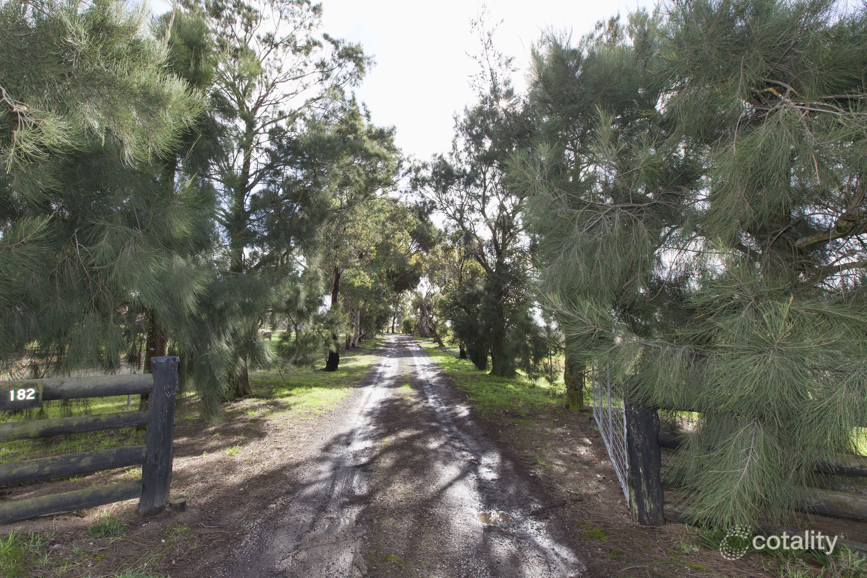 182 Toppers Lane, Beaufort, VIC 3373