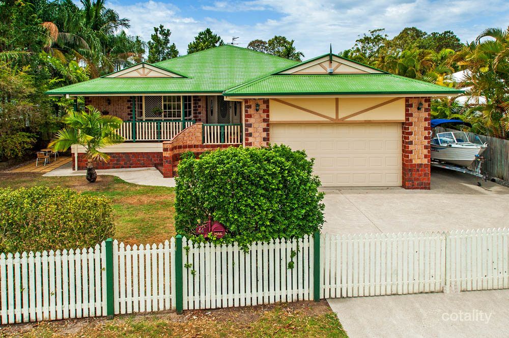 44 Crescent Ave, Hope Island, QLD 4212