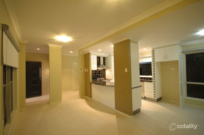 1/2a Daranlee Ct, East Toowoomba, QLD 4350