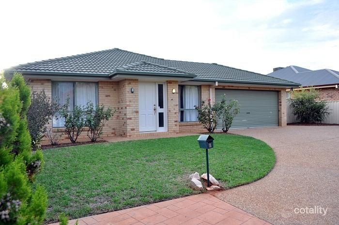2 Gundaline Ct, Griffith, NSW 2680