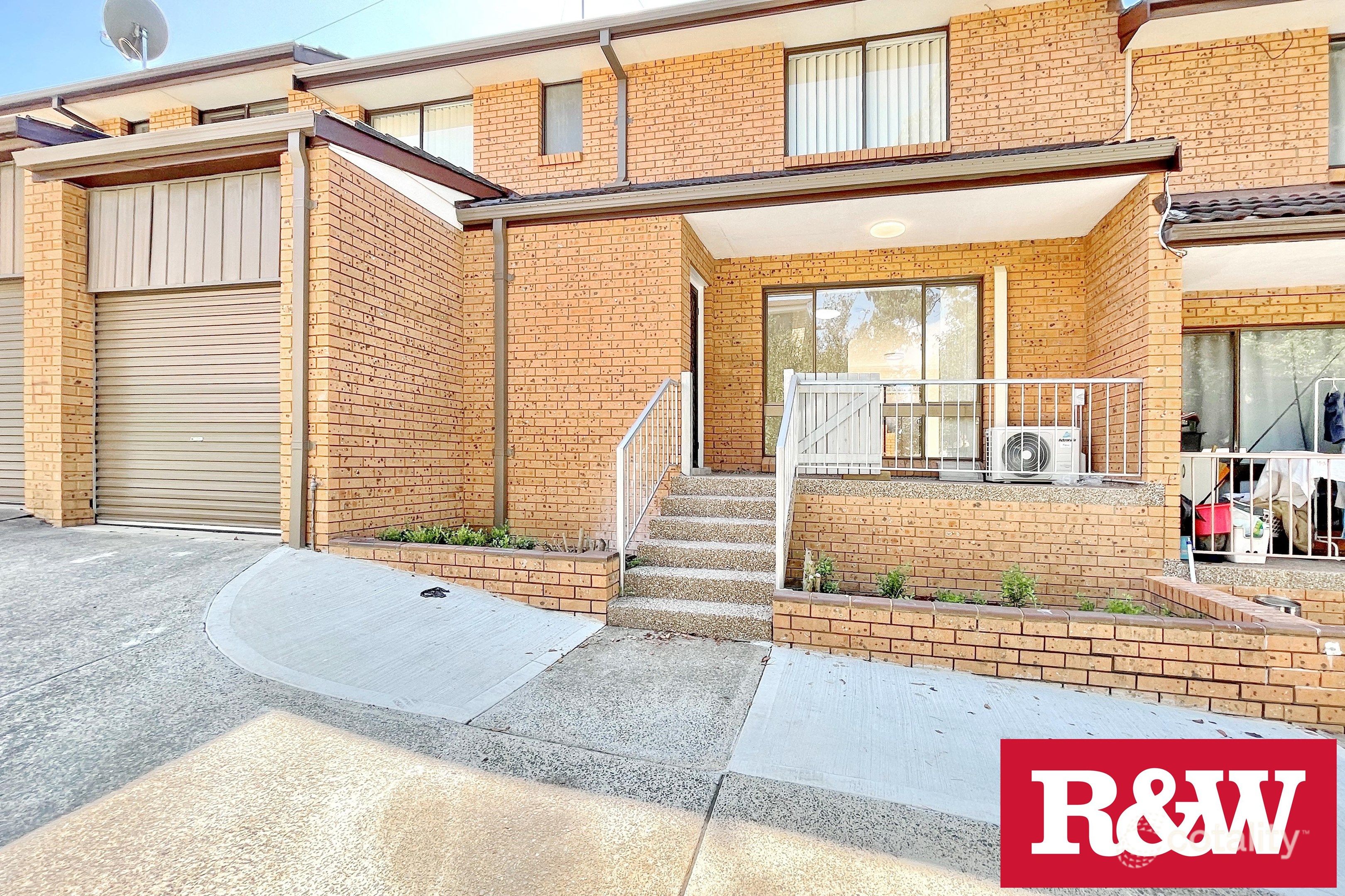 6/140 Greenacre Rd, Greenacre, NSW 2190