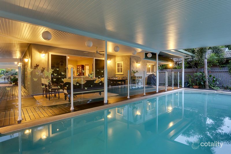 16 Gloucester St, Whitfield, QLD 4870