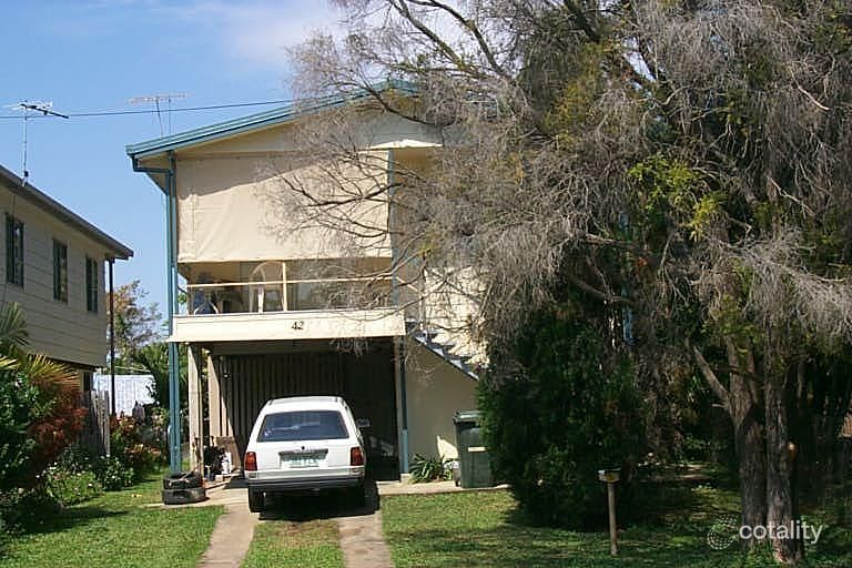 42 Wackford St, Park Avenue, QLD 4701