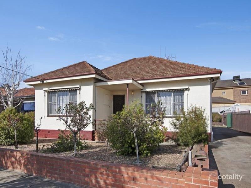4 Murray St, Flora Hill, VIC 3550