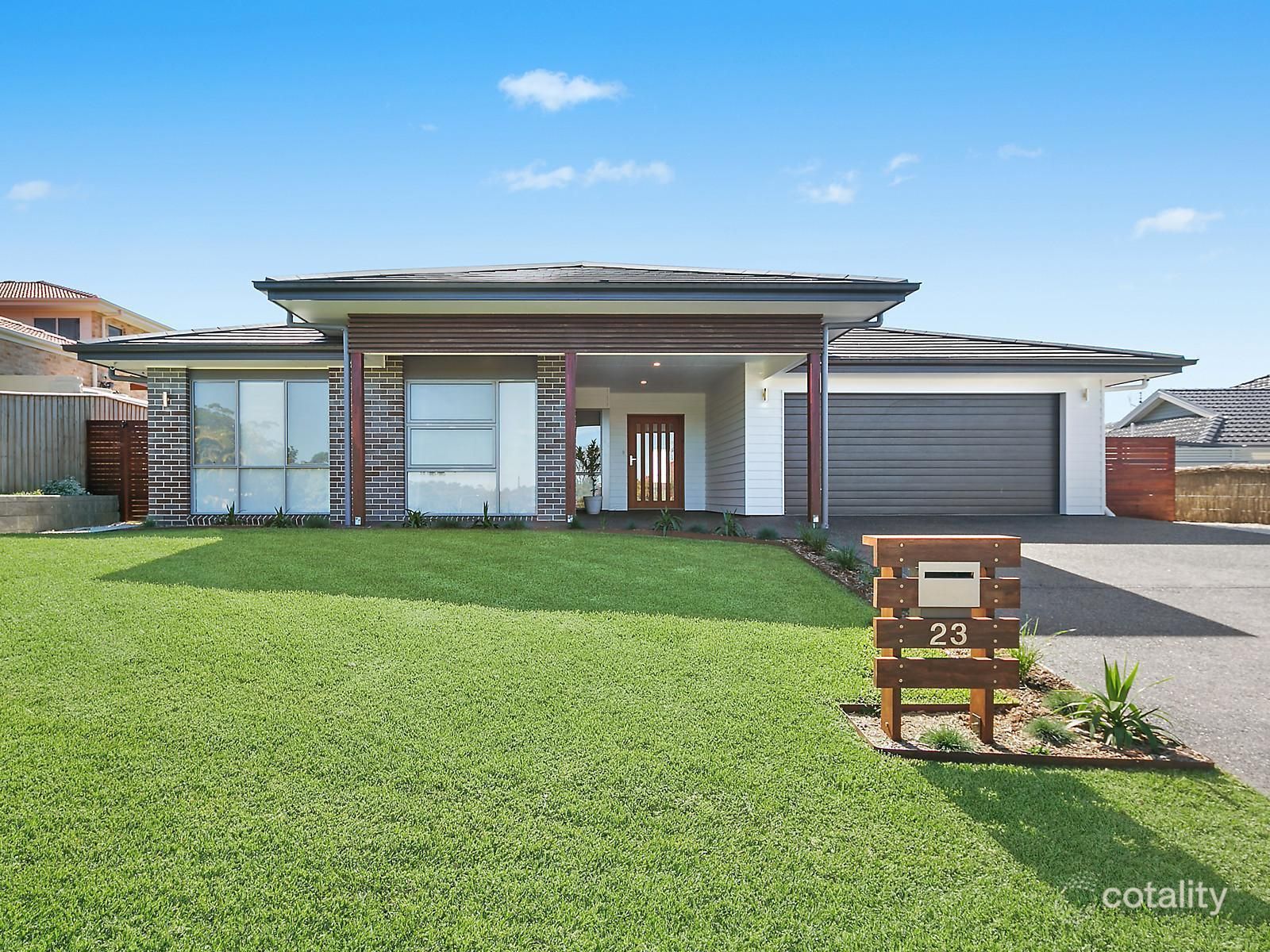 23 Split Solitary Rd, Sapphire Beach, NSW 2450