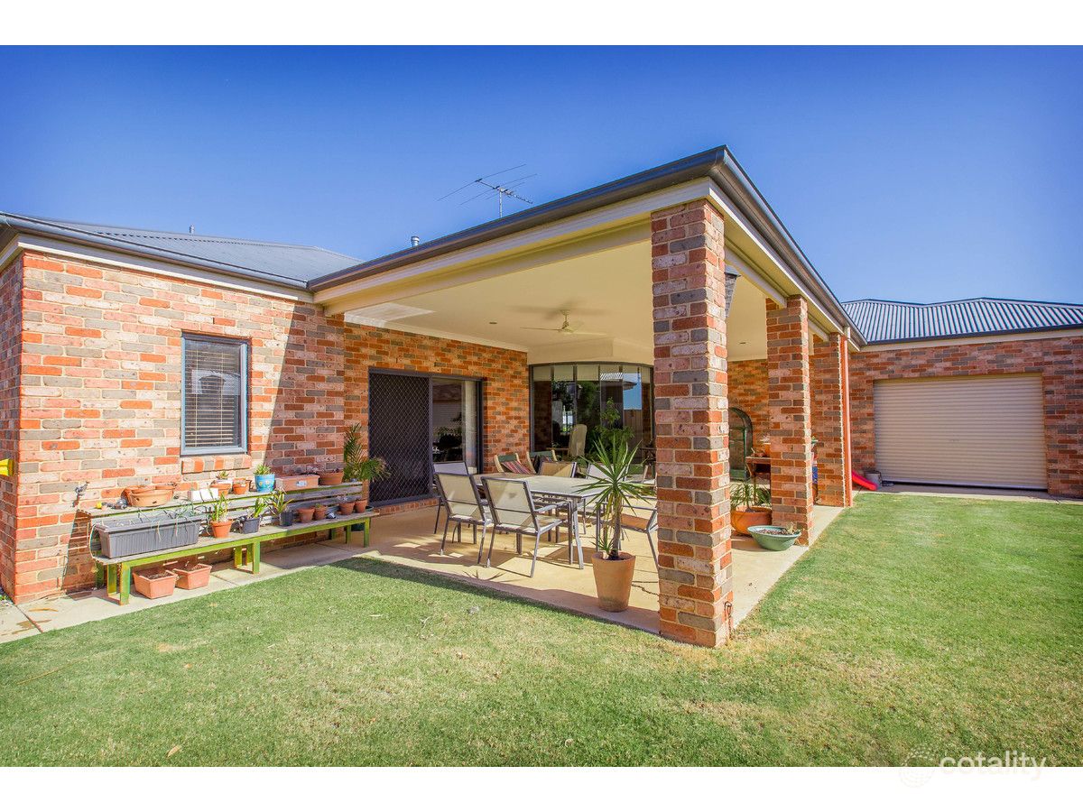 87 Fairway Gardens Rd, Thurgoona, NSW 2640