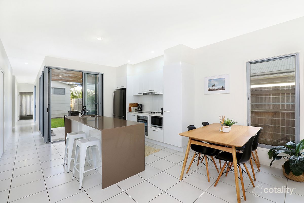 4 Carlisle Cct, Mountain Creek, QLD 4557