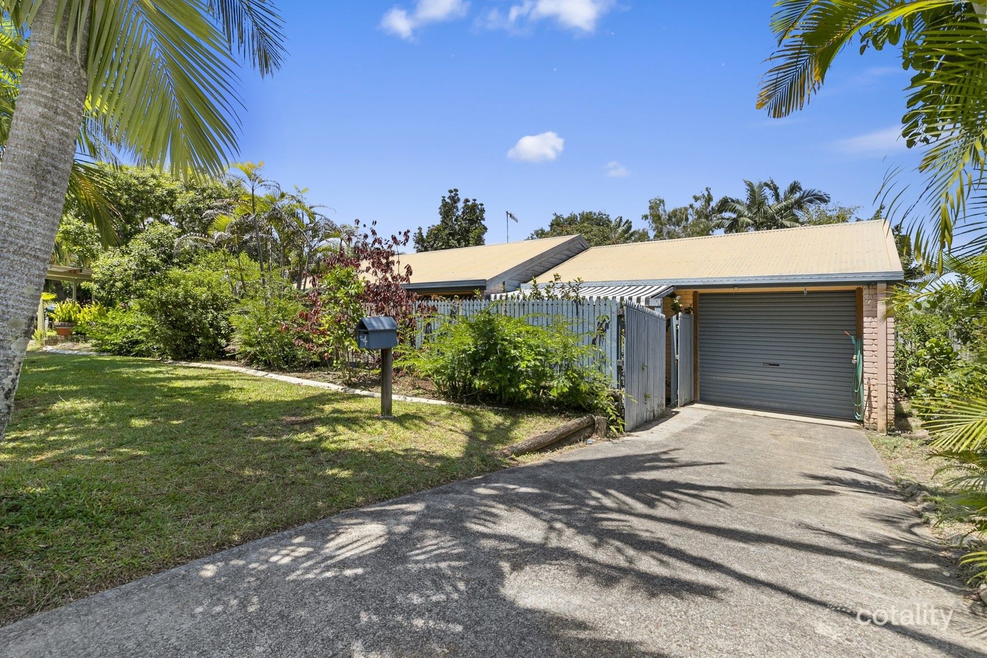 4 Foedera Cres, Tewantin, QLD 4565