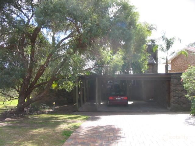 14 Sycamore Ave, Bateau Bay, NSW 2261