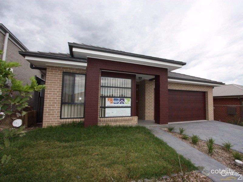 5 Matilda Rd, Jordan Springs, NSW 2747