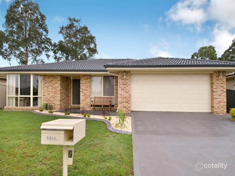 7 Drysdale Cres, Metford, NSW 2323