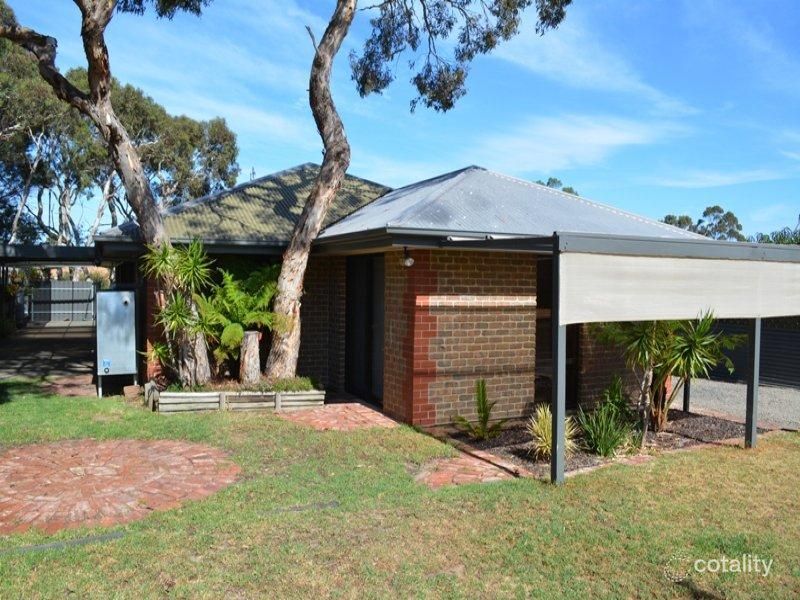 61 Canterbury Rd, Victor Harbor, SA 5211