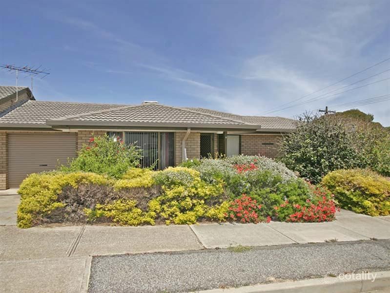 4 Gulfview Rd, Christies Beach, SA 5165