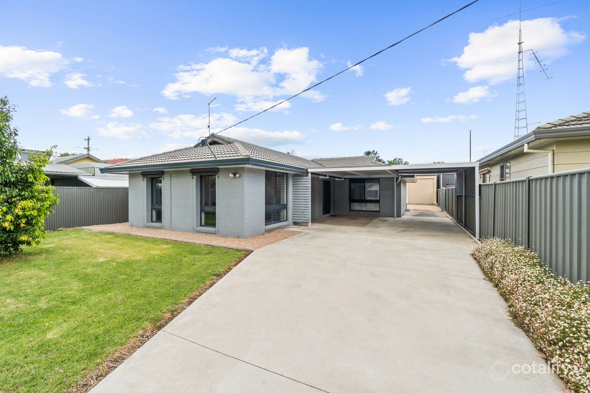 2 Moroney St, Maffra, VIC 3860