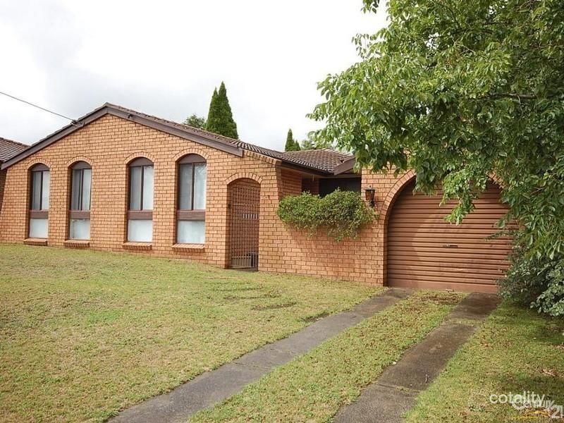 43 Dengate Cres, Moss Vale, NSW 2577