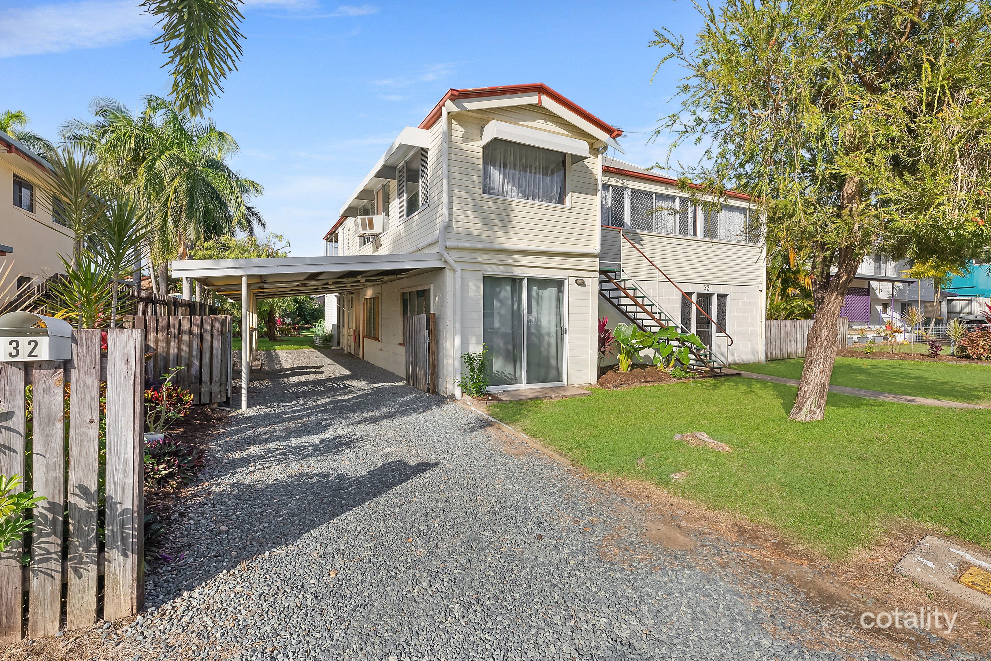 32 Davey St, Glenella, QLD 4740