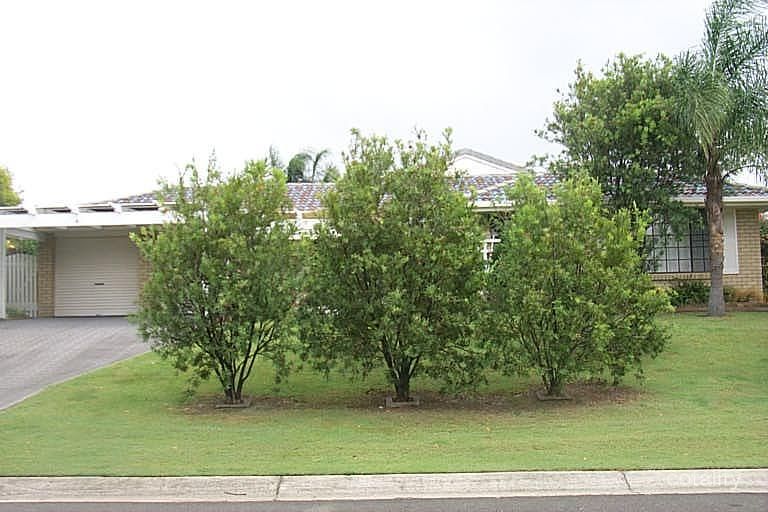 4 Tibouchina Ct, Helensvale, QLD 4212