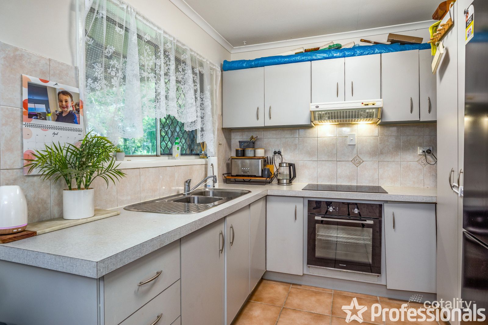 22 Quarrian Cres, Beenleigh, QLD 4207
