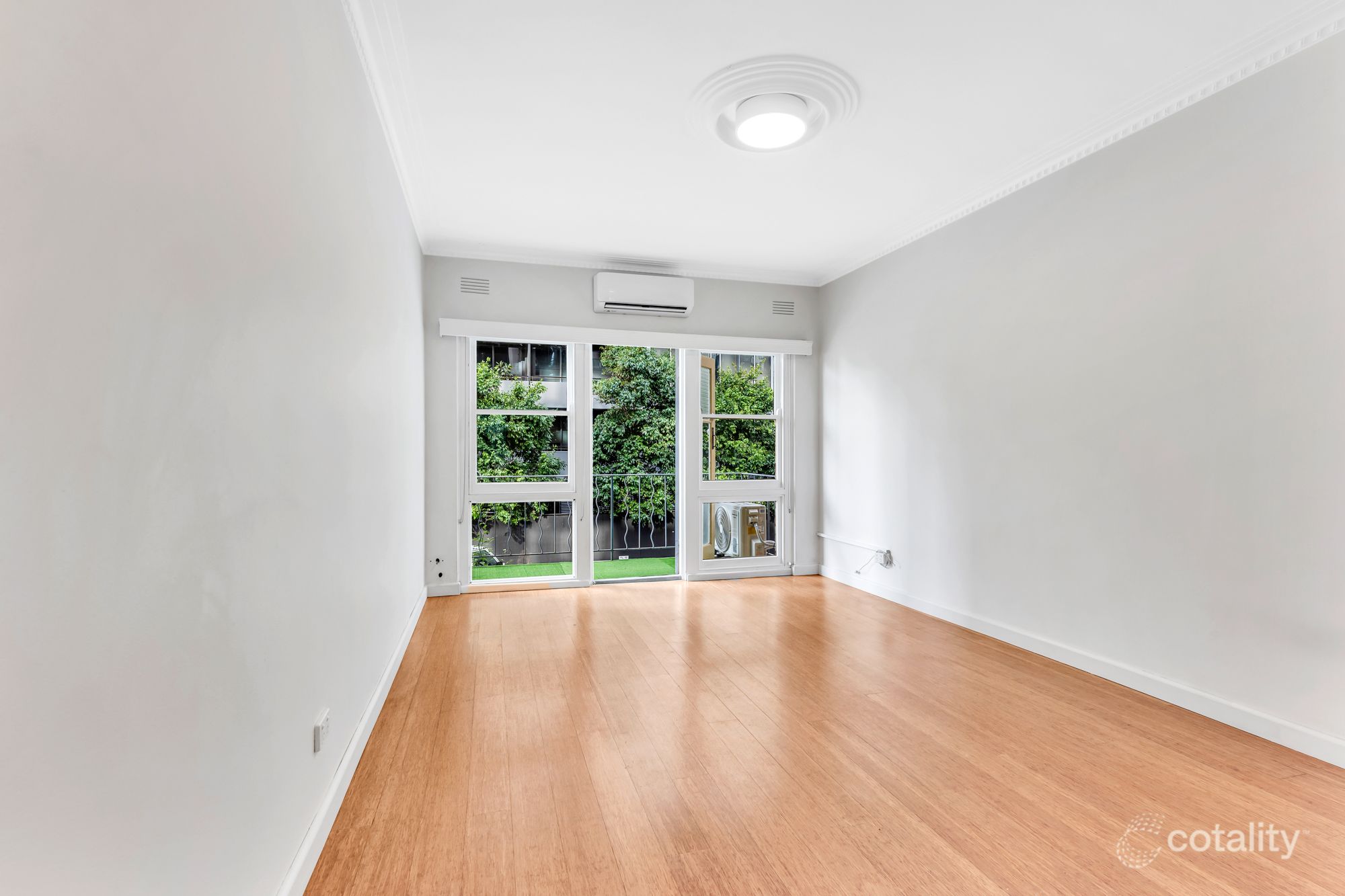 15/75 Queens Rd, Melbourne, VIC 3004