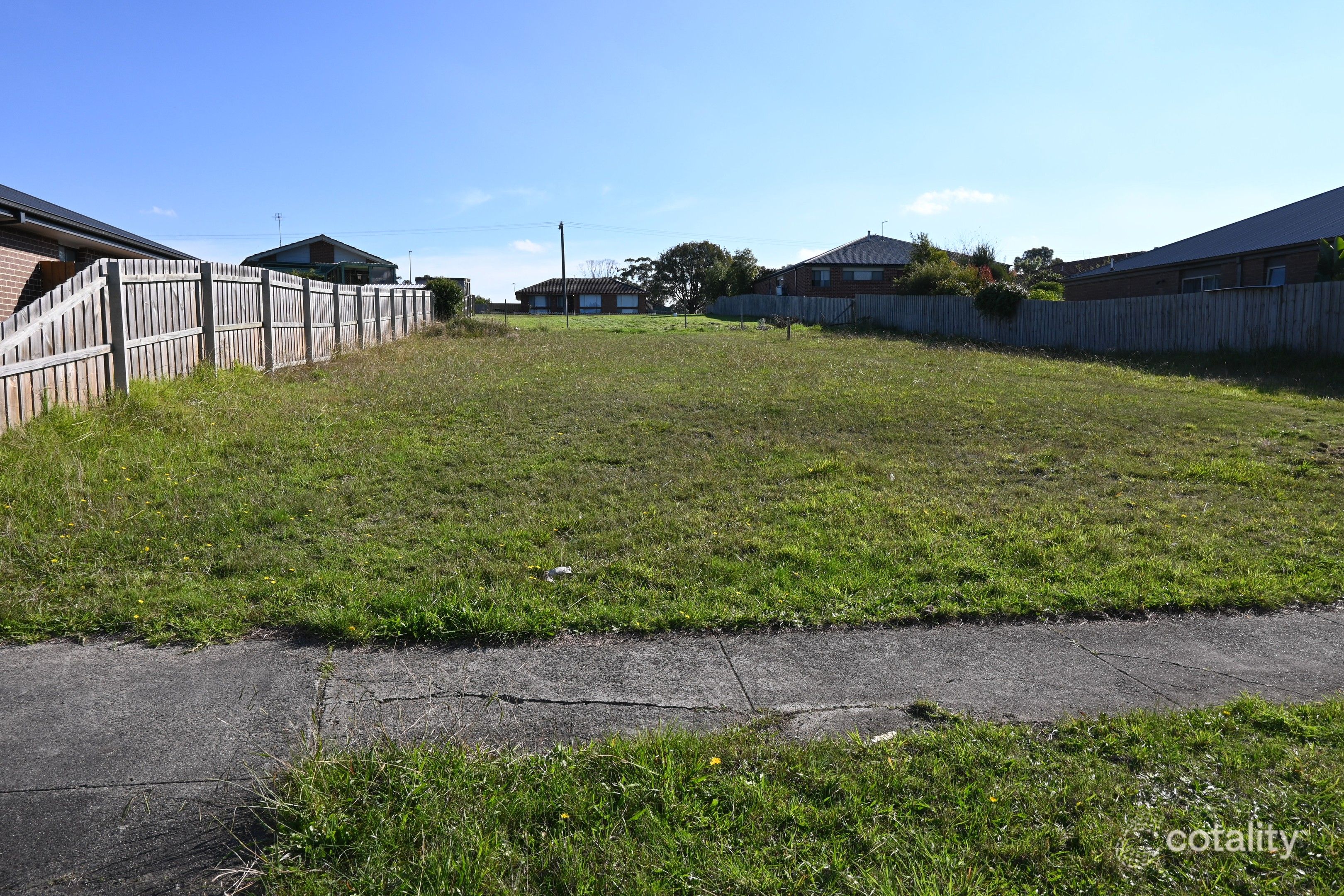 9 Barooga Cres, Churchill, VIC 3842