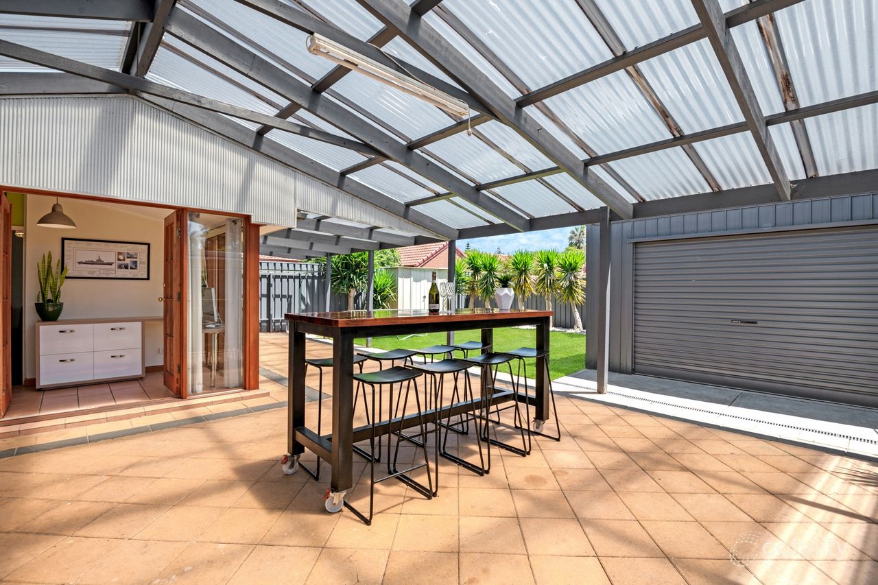 12 Caroona Ave, Hove, SA 5048