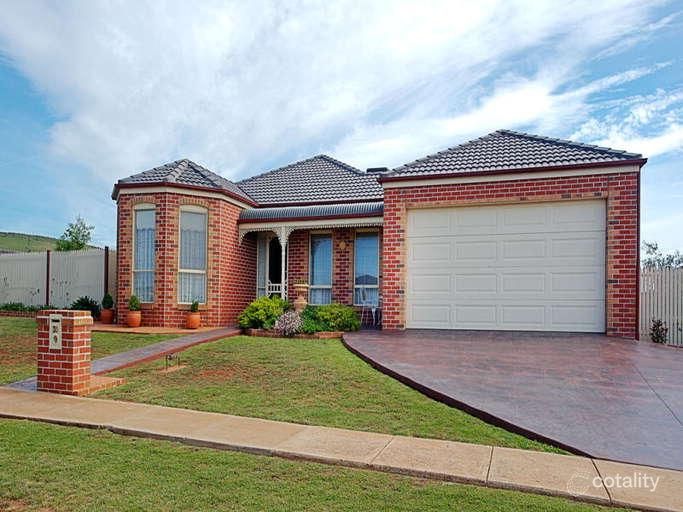 30 Maddison Cct, Darley, VIC 3340